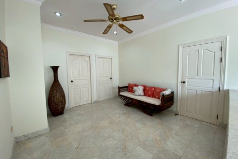 Дом в Хуа Хине, Таиланд с 6 спальнями  № 125083 - фото 14