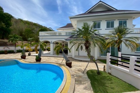 Дом в Хуа Хине, Таиланд с 6 спальнями  № 125083 - фото 2