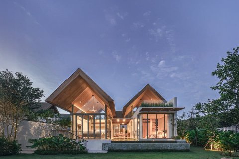 Вилла в Банг Тао, Таиланд с 4 комнатами  № 74304 - фото 1