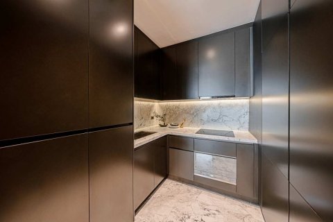 Condo in Watthana, Bangkok, Thailand, 2 bedrooms  № 123893 - photo 7