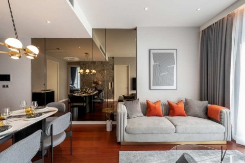 Condo in Watthana, Bangkok, Thailand, 2 bedrooms  № 123893 - photo 8