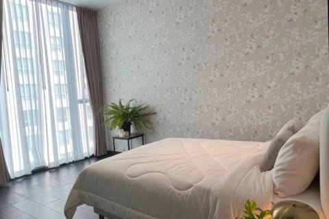 Condo in Bang Rak, Bangkok, Thailand, 2 bedrooms  № 123847 - photo 14