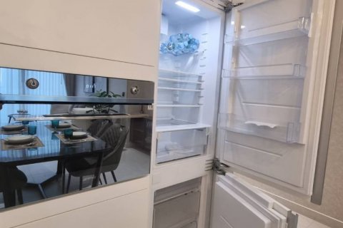 Condo in Bang Rak, Bangkok, Thailand, 2 bedrooms  № 123847 - photo 6