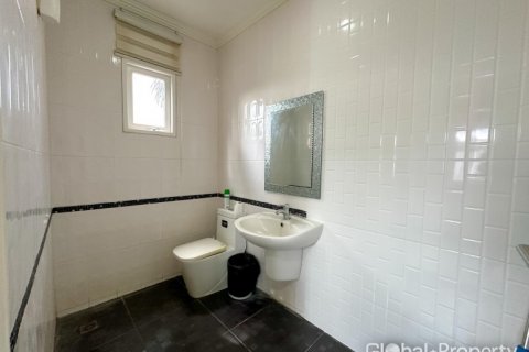 House in Pattaya, Thailand 4 bedrooms № 119573 - photo 12