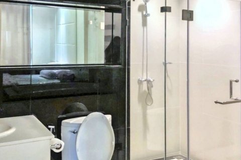 Condo in Bangkok, Thailand, 1 bedroom  № 119577 - photo 7