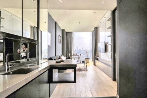 Condo in Bangkok, Thailand, 1 bedroom  № 119579 - photo 1