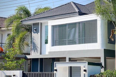 House in Ko Kaeo, Thailand 4 bedrooms № 119578 - photo 3