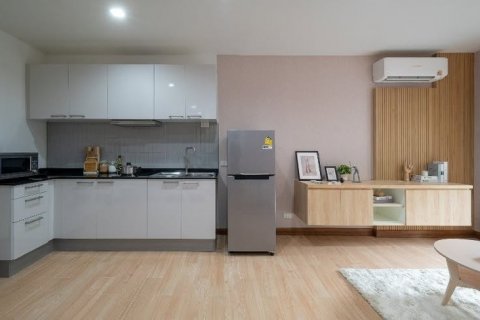 Condo in Khlong Toei, Bangkok, Thailand, 2 bedrooms № 123947 - photo 15