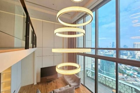 Condo in Khlong San, Bangkok, Thailand, 4 bedrooms  № 123943 - photo 3