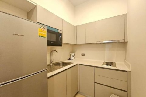 Condo in Khlong San, Bangkok, Thailand, 4 bedrooms  № 123943 - photo 17