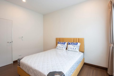 House in Bang Kruai, Thailand 6 bedrooms № 123942 - photo 6