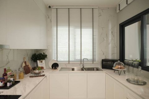 House in Bang Lamung, Thailand 4 bedrooms № 106863 - photo 4