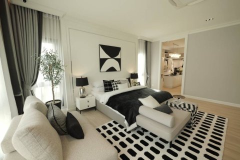 House in Bang Lamung, Thailand 4 bedrooms № 106863 - photo 6