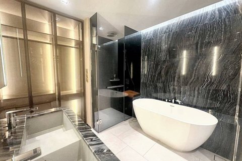 Кондоминиум с 2 спальнями в Бангкоке, Таиланд № 105203 - фото 8