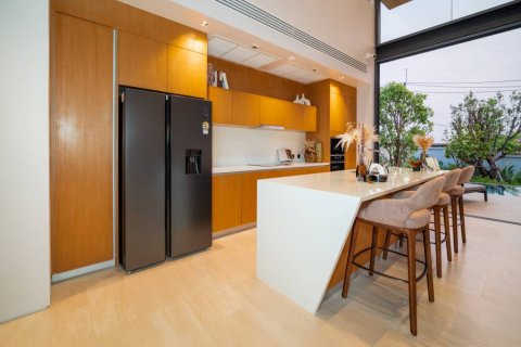 Villa in Chalong, Thailand 4 bedrooms № 125873 - photo 10