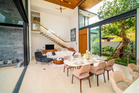 Villa in Chalong, Thailand 4 bedrooms № 125873 - photo 7