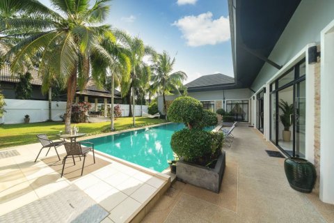 Вилла в Банг Тао, Таиланд с 4 спальнями  № 101007 - фото 1