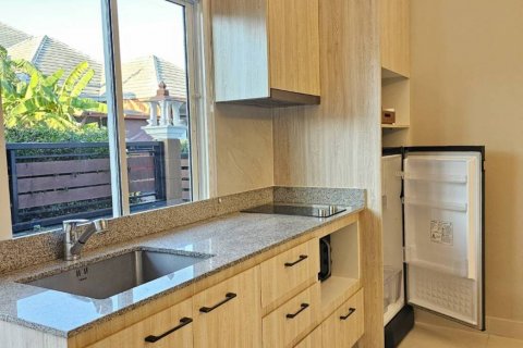 Villa in Pattaya, Thailand 12 bedrooms № 86641 - photo 8