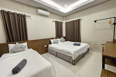 Villa in Pattaya, Thailand 12 bedrooms № 86641 - photo 10