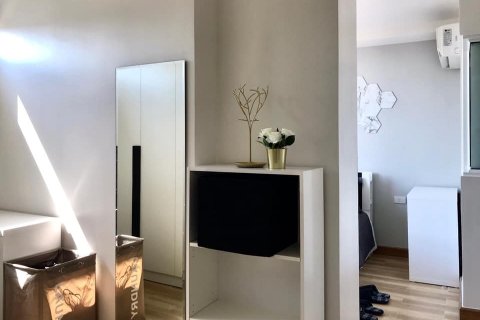 Condo in Bangkok, Thailand, 1 bedroom  № 143687 - photo 3