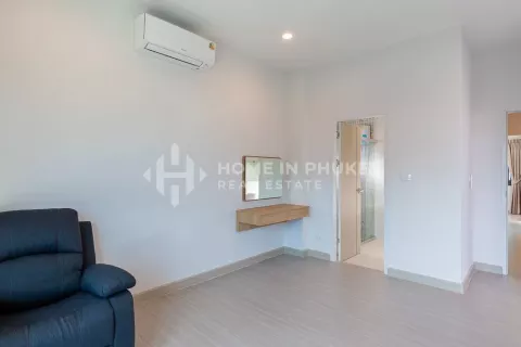 House in Phuket, Thailand 4 bedrooms № 131671 - photo 22