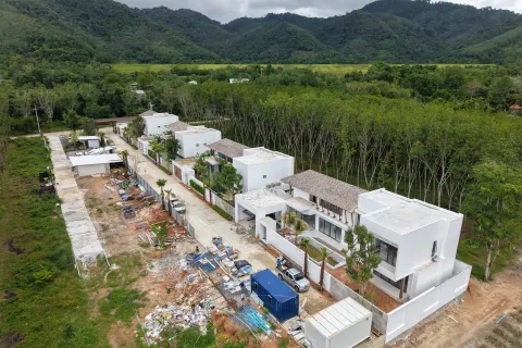 Villa in Phuket, Thailand 4 bedrooms № 107721 - photo 17