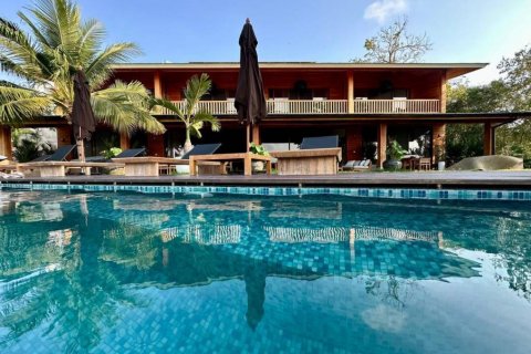 Villa in Ko Samui, Thailand 10 bedrooms № 104212 - photo 1