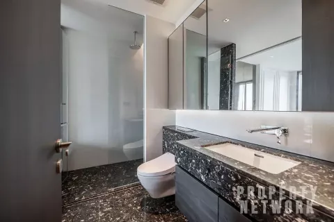 Condo in Khlong Toei, Bangkok, Thailand, 2 bedrooms  № 123781 - photo 4