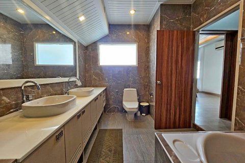 Дом в Паттайе, Таиланд с 3 спальнями  № 107997 - фото 28