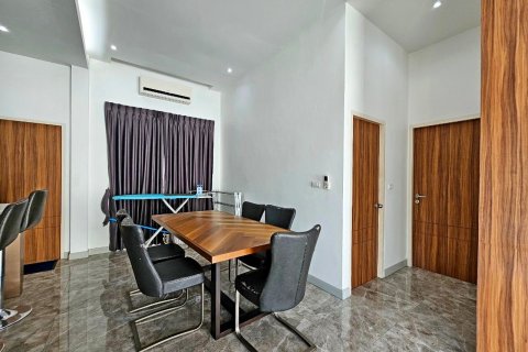 Дом в Паттайе, Таиланд с 3 спальнями  № 107997 - фото 11