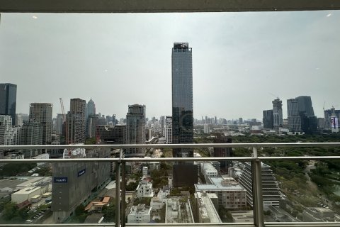 Condo in Bangkok, Thailand, 3 bedrooms  № 142989 - photo 27