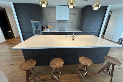 Condo in Bangkok, Thailand, 3 bedrooms  № 142989 - photo 18