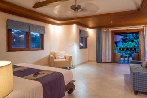 Villa in Ko Samui, Thailand 4 bedrooms № 132757 - photo 8