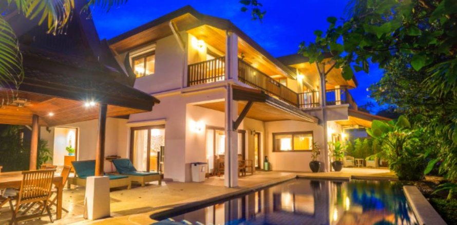 Villa in Ko Samui, Thailand 4 bedrooms № 132757