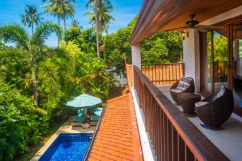 Villa in Ko Samui, Thailand 4 bedrooms № 132757 - photo 3