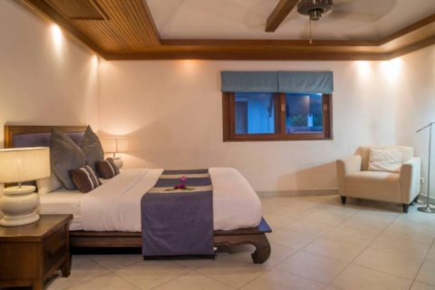 Villa in Ko Samui, Thailand 4 bedrooms № 132757 - photo 9