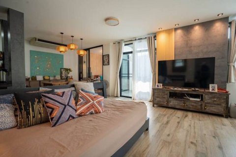 House in Kathu, Thailand 4 bedrooms № 85791 - photo 7