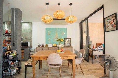 House in Kathu, Thailand 4 bedrooms № 85791 - photo 9