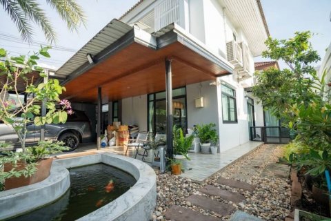 House in Kathu, Thailand 4 bedrooms № 85791 - photo 2