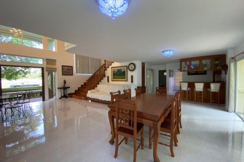 Maison à Chiang Mai, Thaïlande 3 chambres № 104384 - photo 15