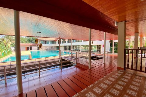 House in Chiang Mai, Thailand 12 bedrooms № 104385 - photo 23