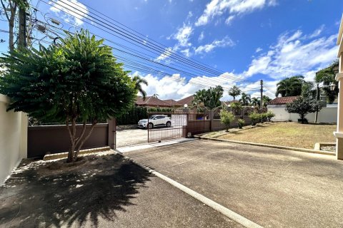 Дом в Паттайе, Таиланд с 5 спальнями  № 130214 - фото 14