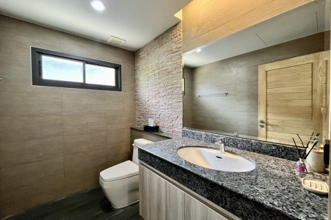 Дом в Банг Ламунге, Таиланд с 3 спальнями  № 130213 - фото 12