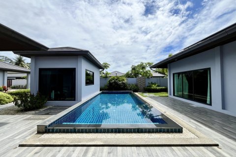 Дом в Банг Ламунге, Таиланд с 3 спальнями  № 130213 - фото 1