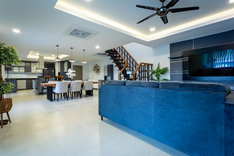 Дом в Паттайе, Таиланд с 4 спальнями № 130212 - фото 7