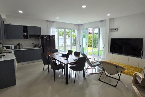 Дом в Чонбури, Таиланд с 3 спальнями  № 130217 - фото 7