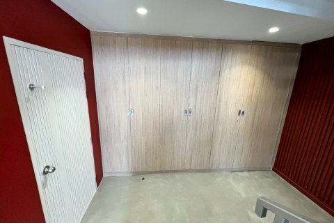 Villa in Hua Hin, Thailand 4 bedrooms № 142067 - photo 22