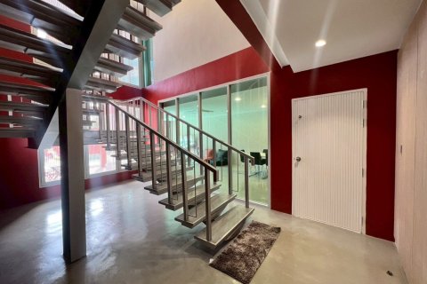 Villa in Hua Hin, Thailand 4 bedrooms № 142067 - photo 11