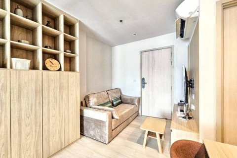 Condo in Bangkok, Thailand, 1 bedroom № 124709 - photo 2