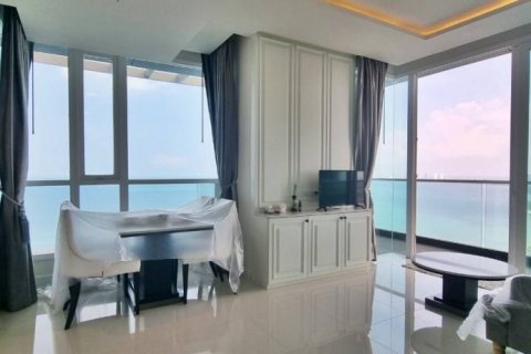 Condo in Bang Sare, Thailand, 1 bedroom  № 124710 - photo 2